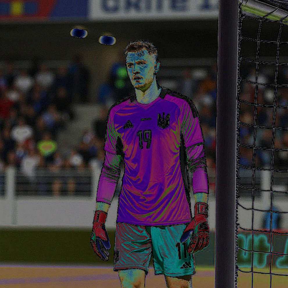Van Hau's 68th-Minute Challenge: The VAR Red Card, Ngoc Tan's Injury and CAHN's Real Cost Van Hau's 68th-Minute Challenge: The VAR Red Card, Ngoc Tan's Injury and CAHN's Real Cost
