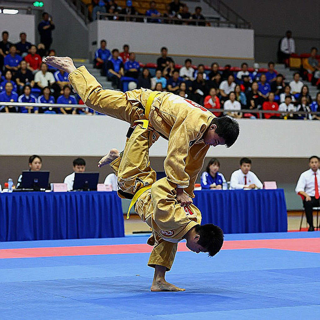 Karate Việt Nam tại Asiad 20: HCV kata đồng đội, tờ phiếu 5-0 và khoảng trống dữ liệu