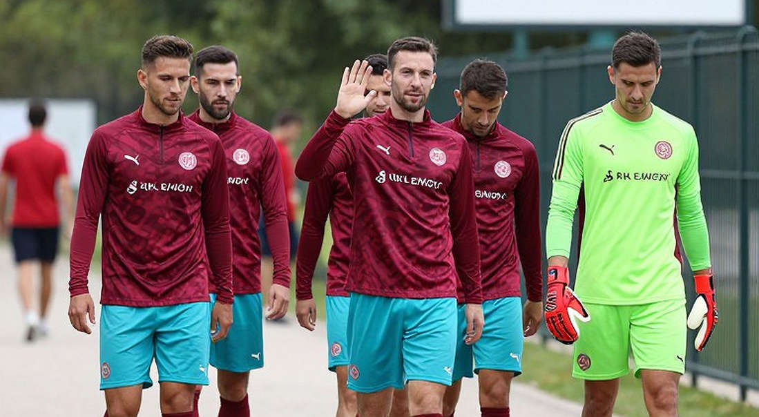 Genoa – Venezia: lời khen của De Rossi và bài kiểm tra bản lĩnh ở vùng đèn đỏ