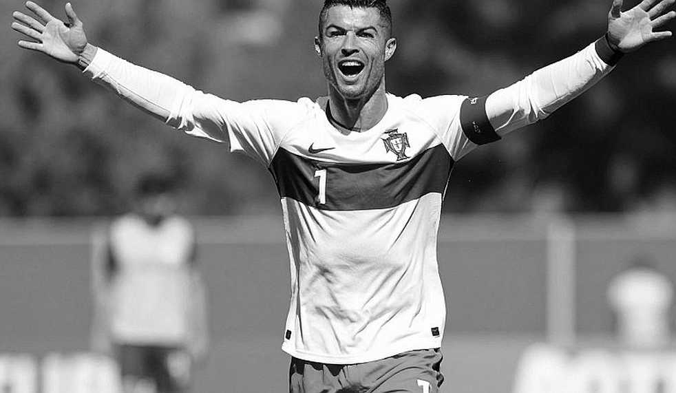 Ronaldo ở tuổi 41 tiếp tục với Bồ Đào Nha: biểu tượng, bài toán chiến thuật và một cái bẫy dữ liệu