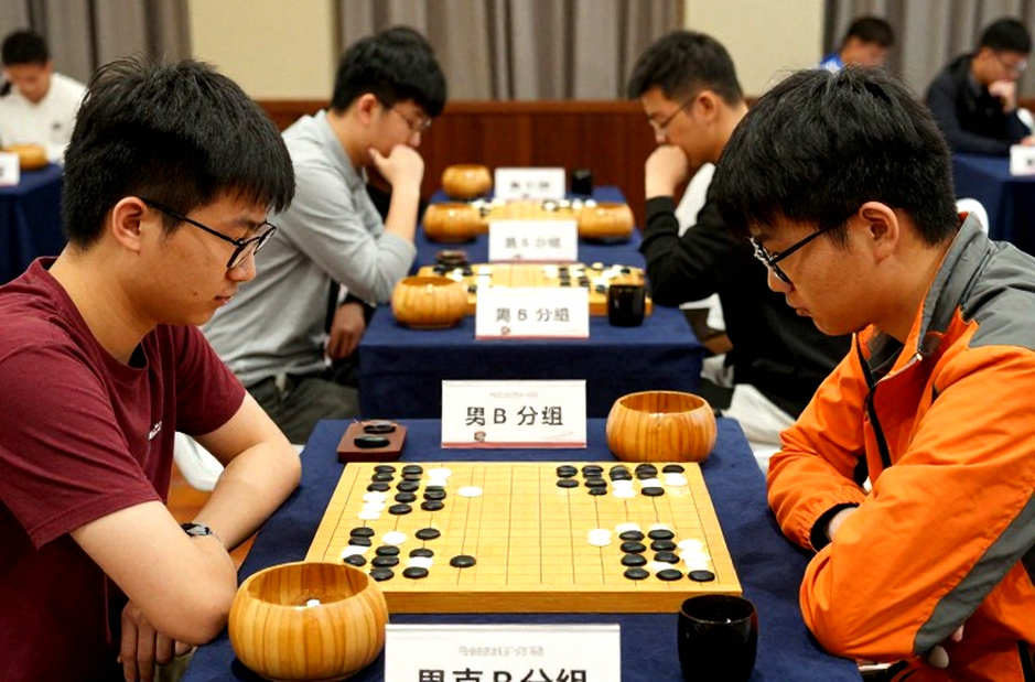 Global Chess League: Carlsen Beats Vachier-Lagrave, FYERS American Gambits Stay on Top — and the Pawn Given Away on Move Two Global Chess League: Carlsen Beats Vachier-Lagrave, FYERS American Gambits Stay on Top — and the Pawn Given Away on Move Two