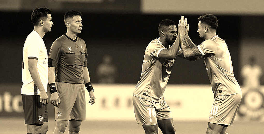 V.League sau ngôi vô địch của Nam Định: tiền chuyển nhượng và giá trị thật của những đội nhỏ