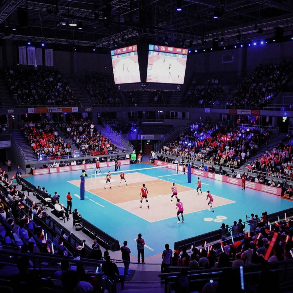 Sáu điểm giao bóng, mười pha chắn bóng và tấm vé Olympic: Türkiye tiễn Serbia khỏi EuroVolley 2026
