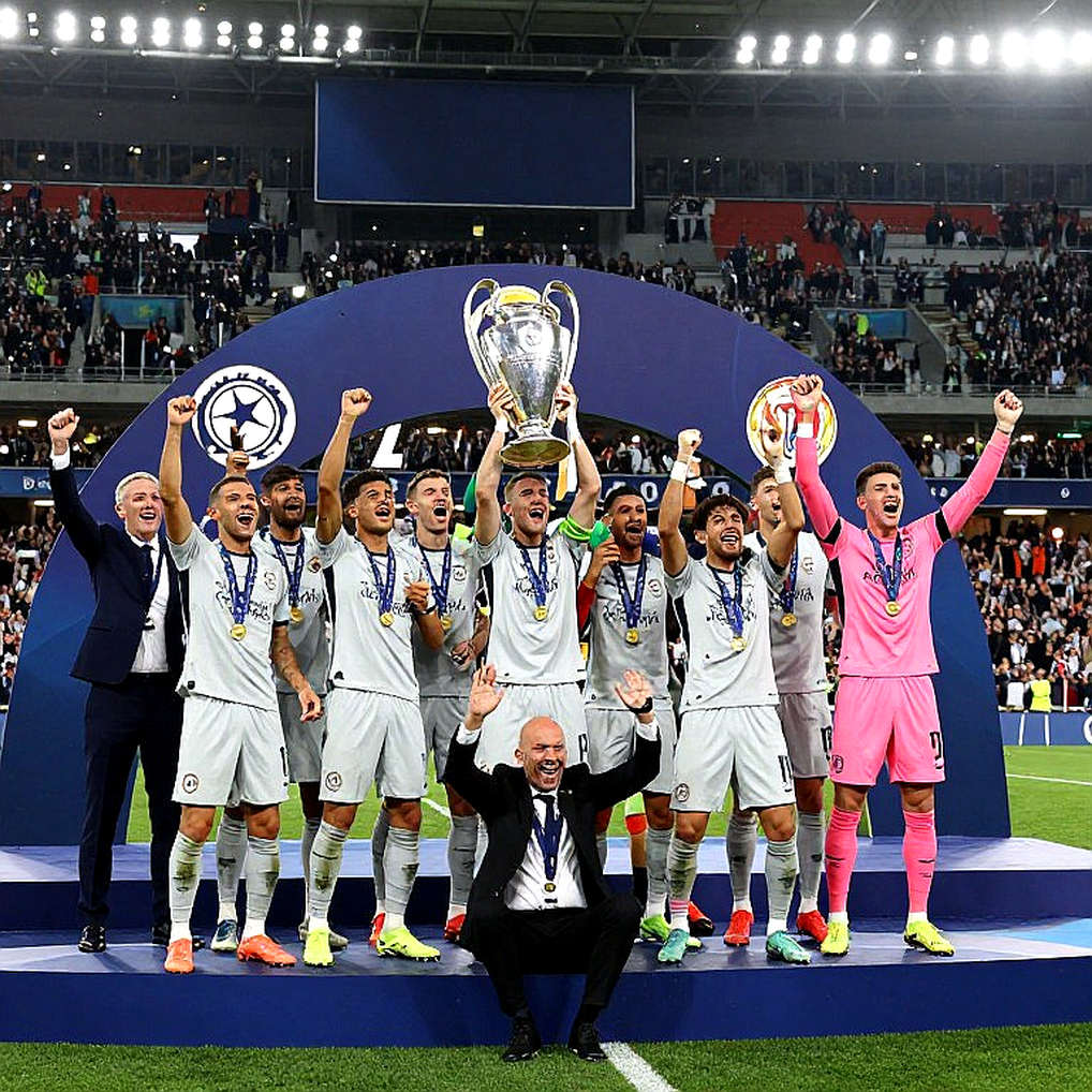 Khi phân tích bóng đá chỉ trả lời “không đủ thông tin”