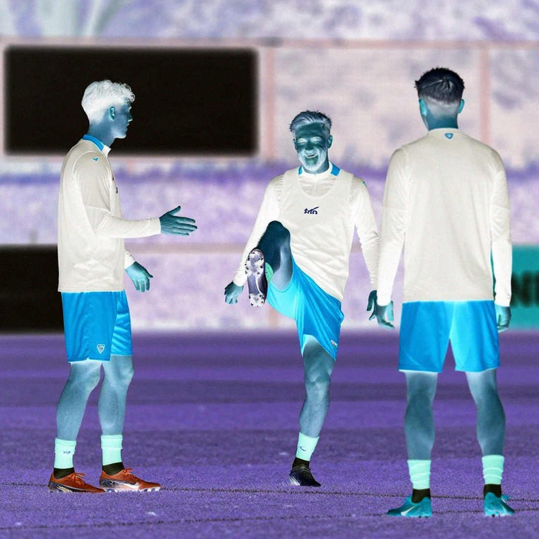 EA Sports FC 27: A Generous Cross-Generation Entitlement at the Ownership Layer, Two Traps at the Experience Layer EA Sports FC 27: A Generous Cross-Generation Entitlement at the Ownership Layer, Two Traps at the Experience Layer