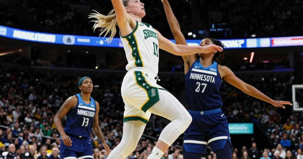 Hugo González tại Boston Celtics: Đọc một hồ sơ nằm giữa con số và lời kể Hugo González tại Boston Celtics: Đọc một hồ sơ nằm giữa con số và lời kể