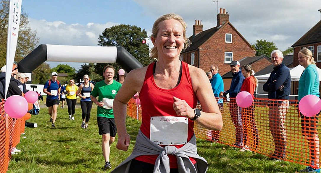 Jemma Reekie và bài toán 800m: Kỷ lục road mile không xóa nhòa khoảng cách châu Âu